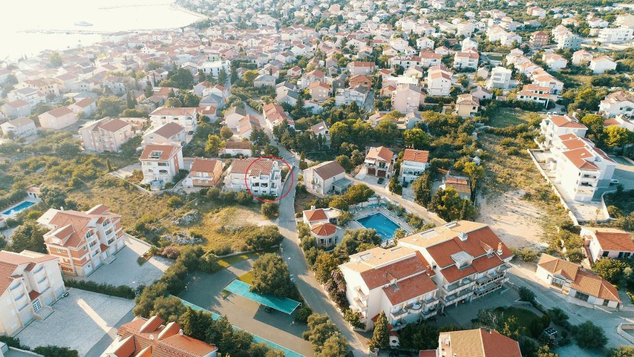 City Pool Apartments Novalja Exterior photo